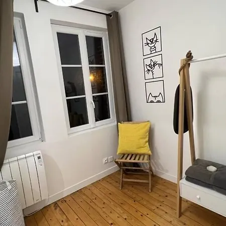 Petite Maison De Pecheur Au Coeur D'etretat